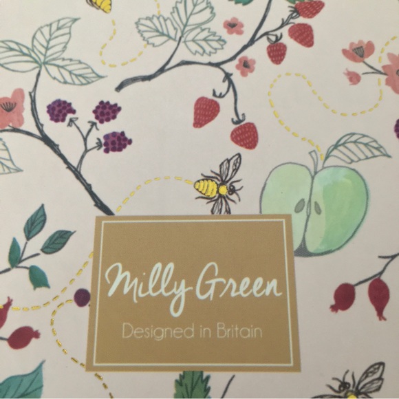 Milly Green Weekly Planner Notebook - Picture 9 of 10